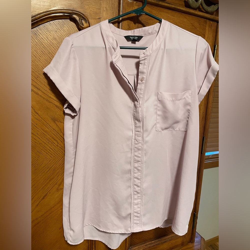 💗 Vera Wang Pink Blouse